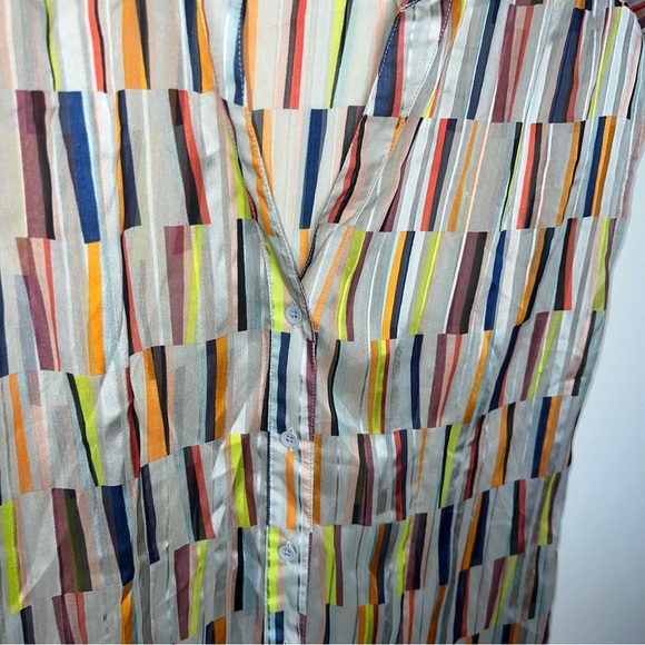 3/$25 🍄 Outback Red Ladies Colorful Sheer Shirt Size XS - Picture 4 of 10